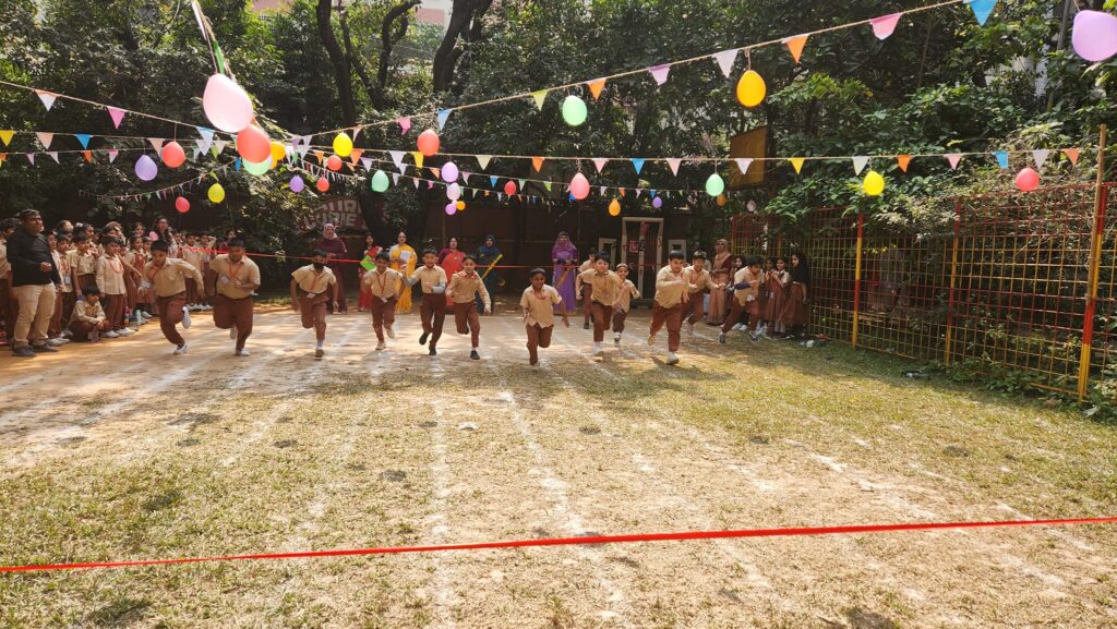Playing sports Marie Curie School